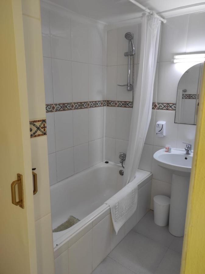 Skol 911A 1 Bedroom Duplex With Sea Views 마르베야 외부 사진